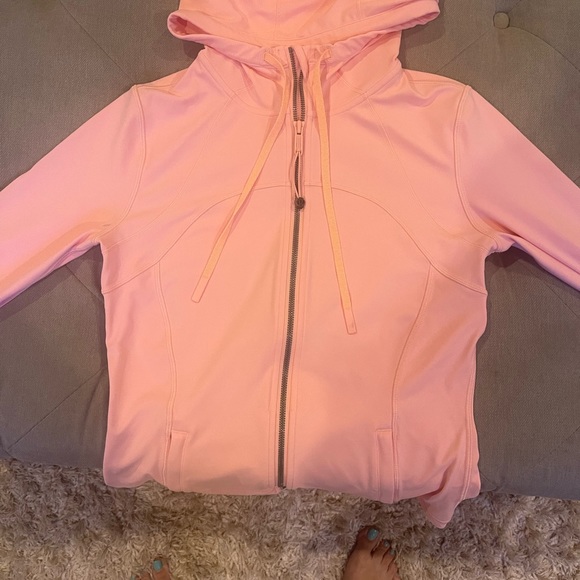 Lululemon Define Jacket - Picture 5 of 6